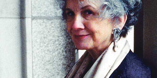 Čitateljski klub “Luna”: rasprava o knjizi “Služba, družba, prošnja, ljubav, brak” nobelovke Alice Munro